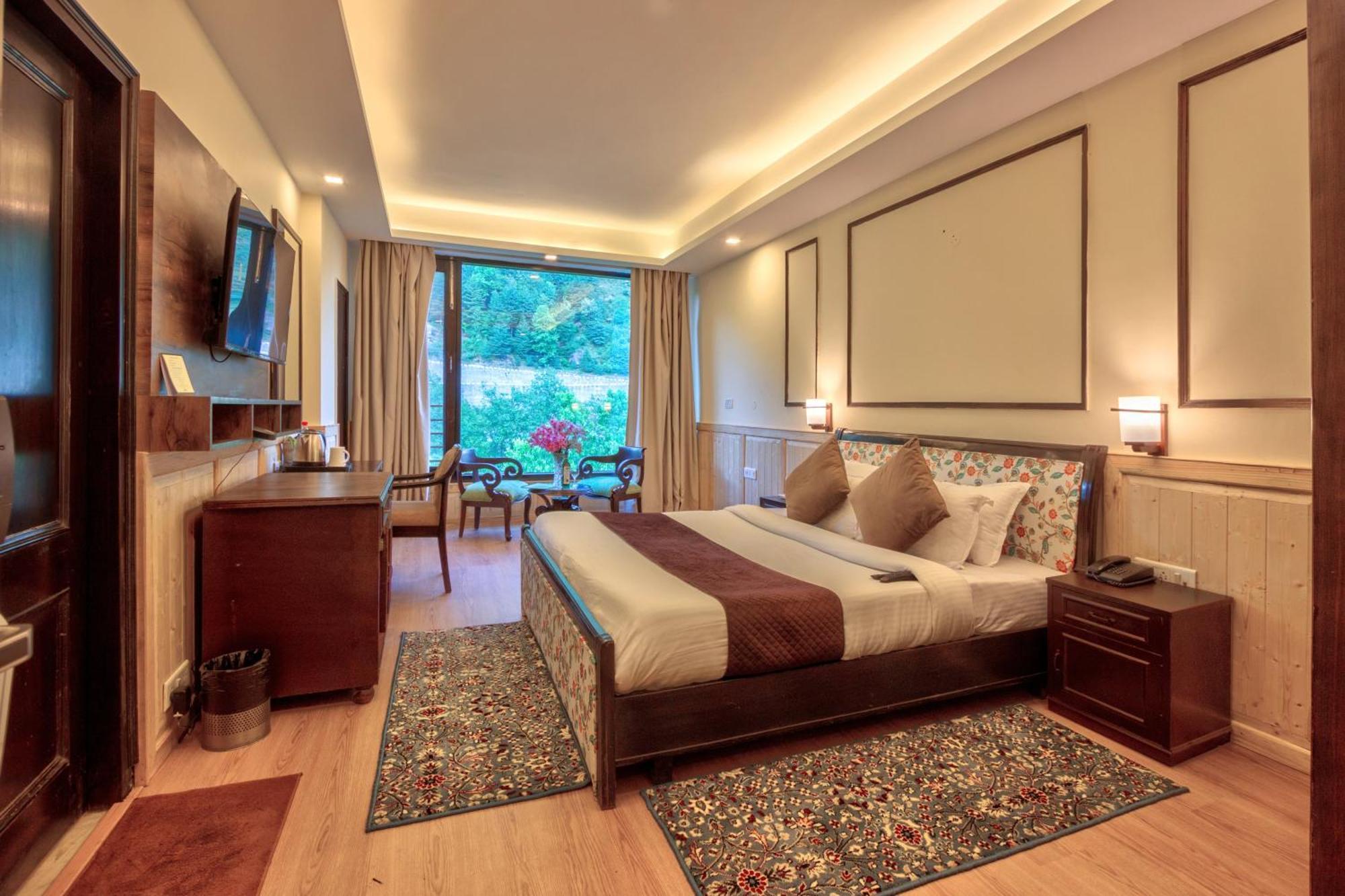 The Katoch Grand Resort Manāli Exterior foto