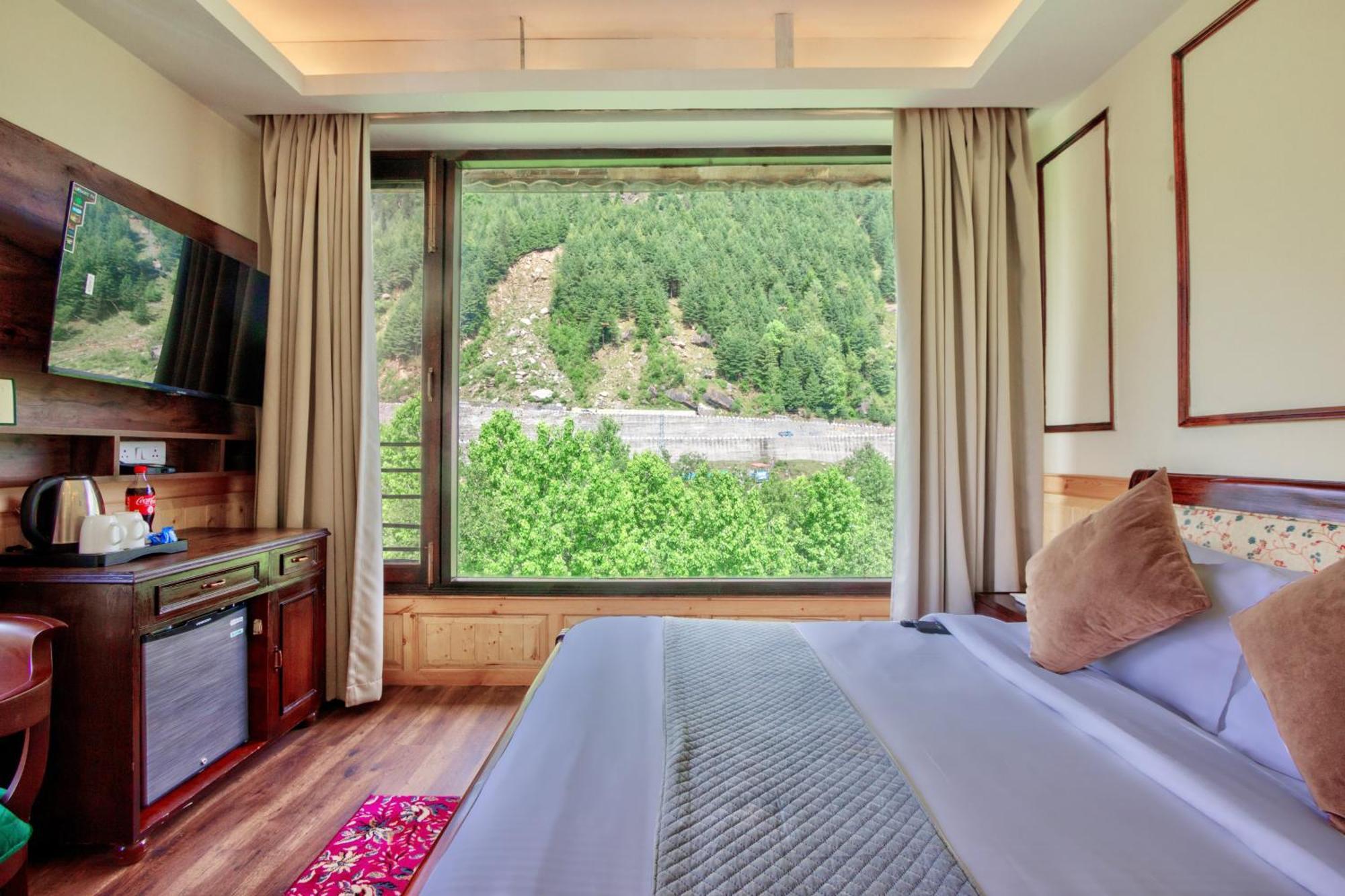 The Katoch Grand Resort Manāli Exterior foto