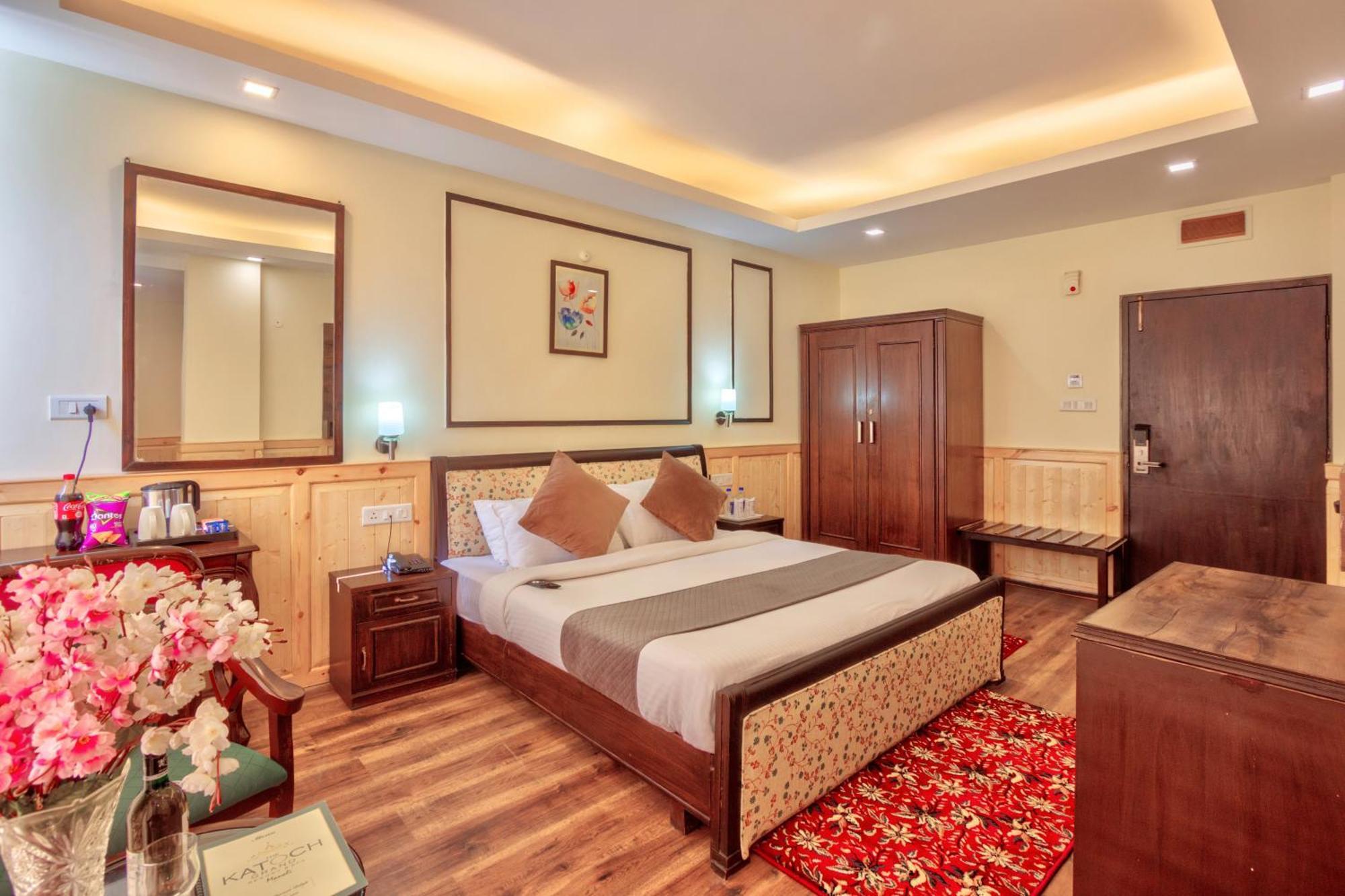 The Katoch Grand Resort Manāli Exterior foto